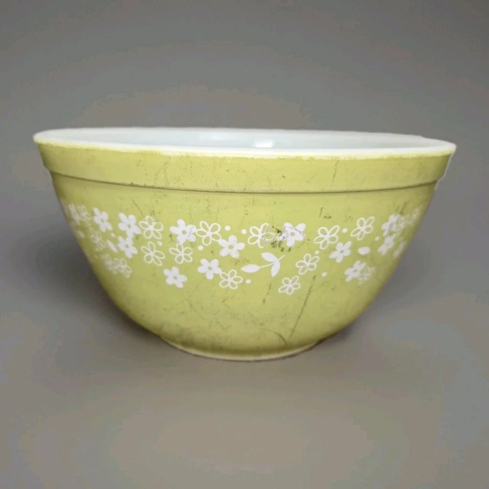 Vintage Pyrex Spring Blossom Crazy Daisy Green Mixing Bowls 401 402 403